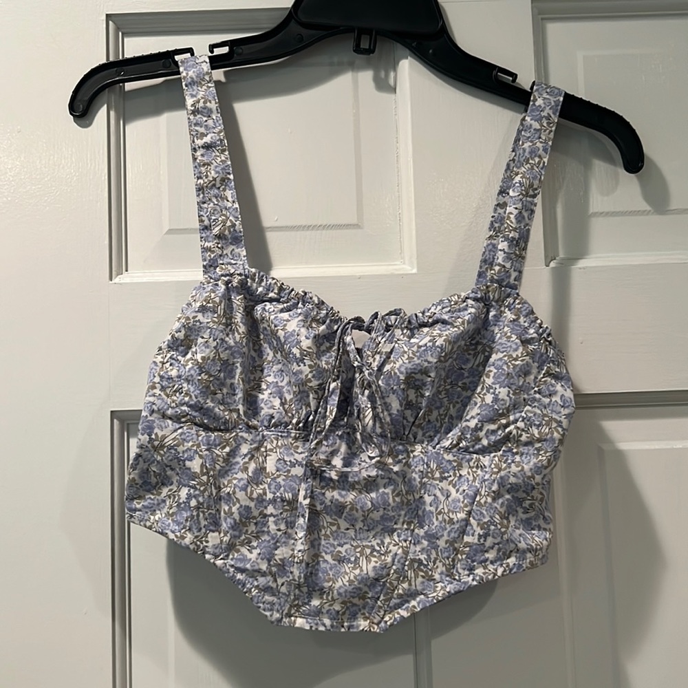 Floral top